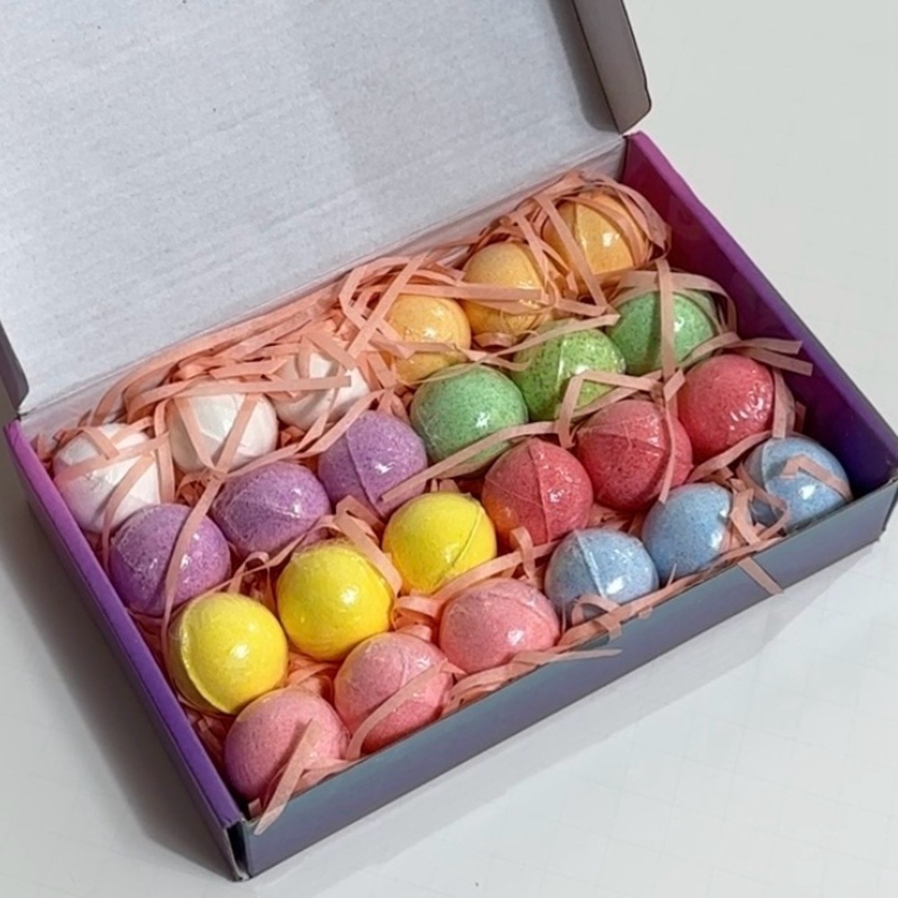 Bath Bomb Gift Set NEW 24 Piece Scented Self Care